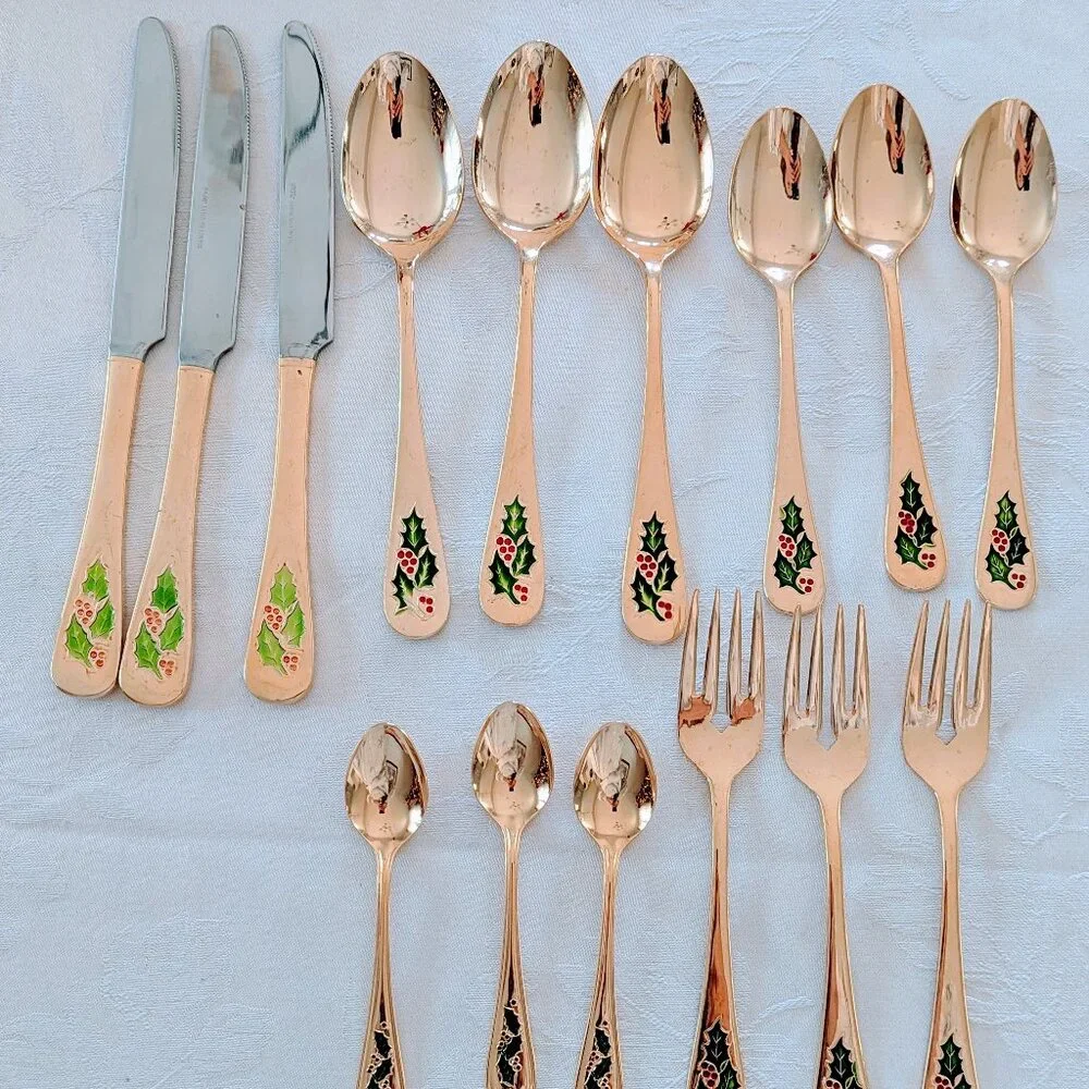 Set of 15 Holly Berry Gold-Tone Flatware Stainless Steel Japan Knife Fork Spoon